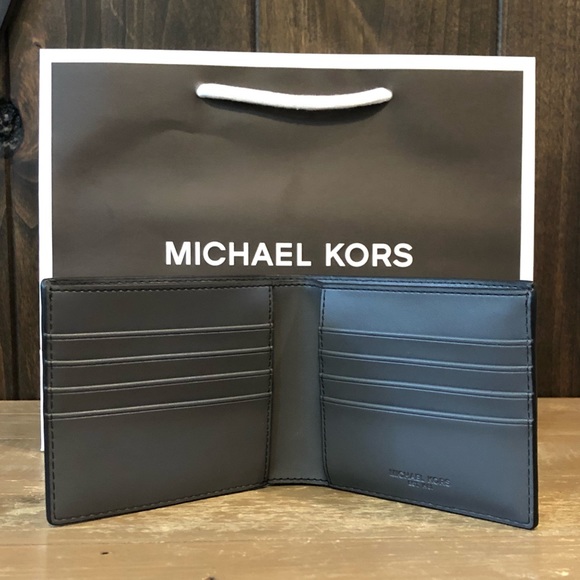 NWT Authentic Micheal Kors Signature 3-in-1 Wallet - Picture 4 of 8